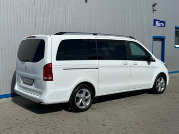 Mercedes V 220 - 7