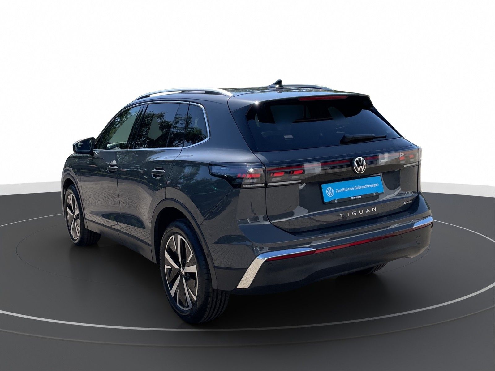 Volkswagen Tiguan 2.0 TSI 4Motion Elegance DSG AHK PANO LM foto 2