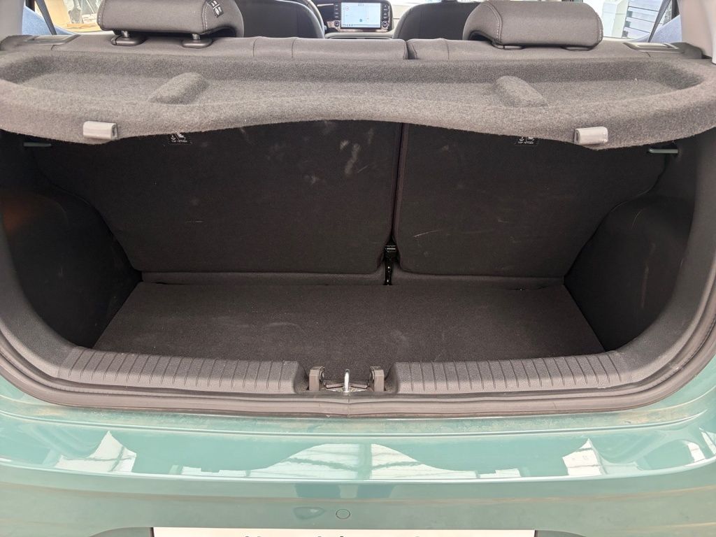 Fahrzeugabbildung Hyundai i10 1.0 Select Facelift Fernlichtass. Kam. Navi