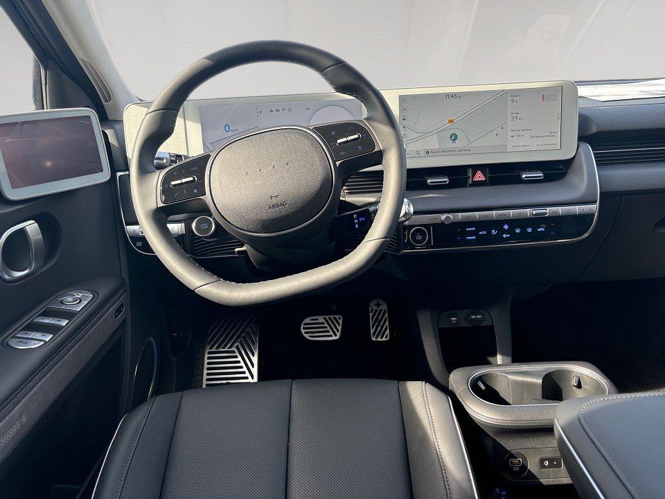 Fahrzeugabbildung Hyundai IONIQ 5 77,4kWh AWD UNIQ 20 Relax Kamera Pano