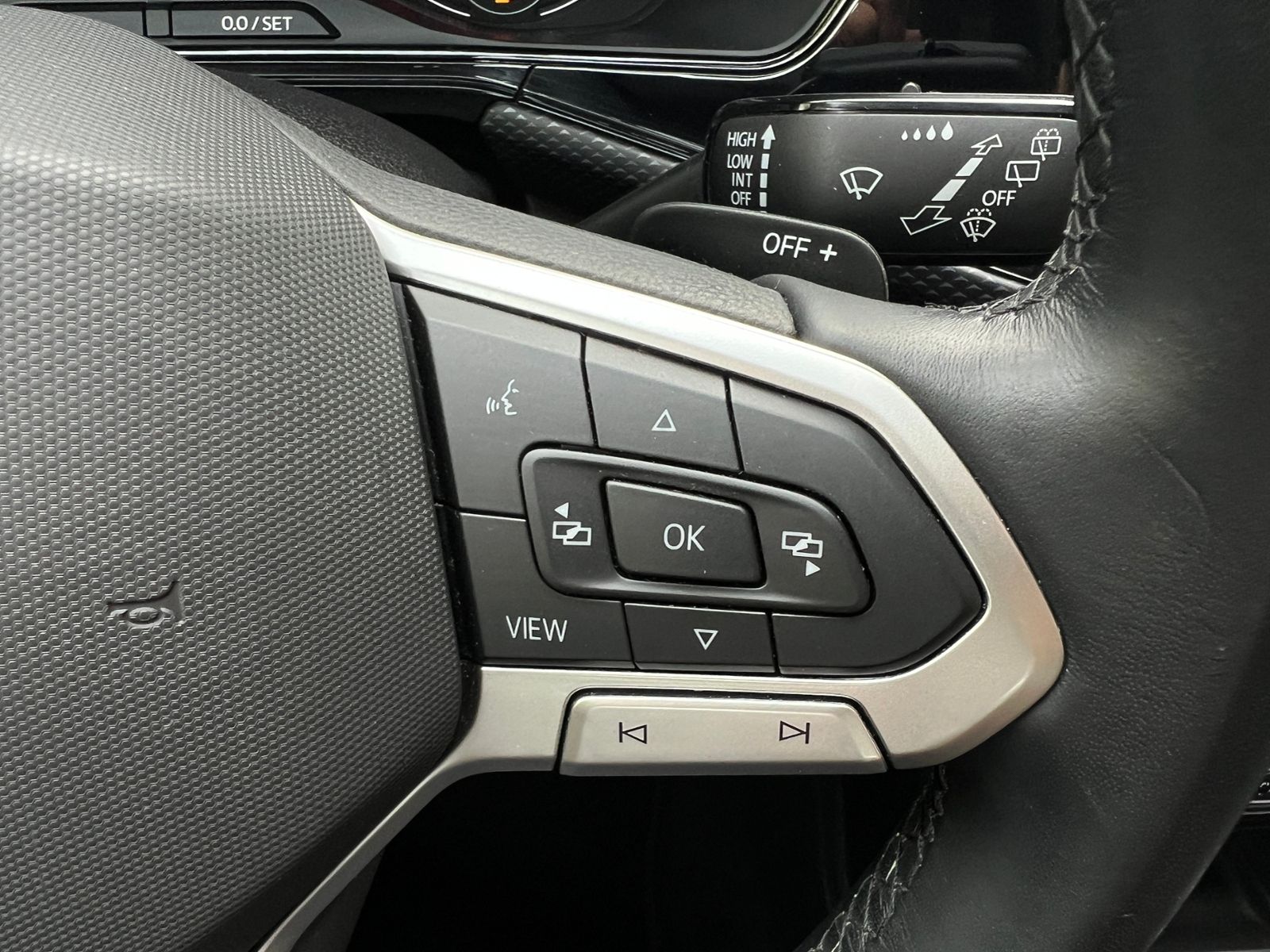 Fahrzeugabbildung Volkswagen T-Cross Life 1.0 TSI DSG *Climatronic, Sitzhzg.,