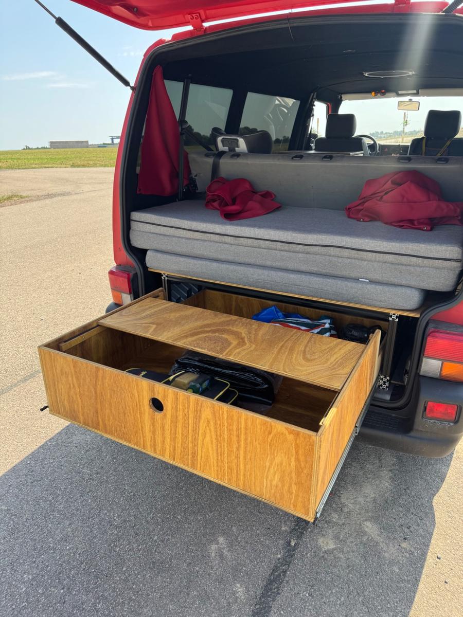 Volkswagen VW T4 2.5 TDI - Camper - restauriert - 