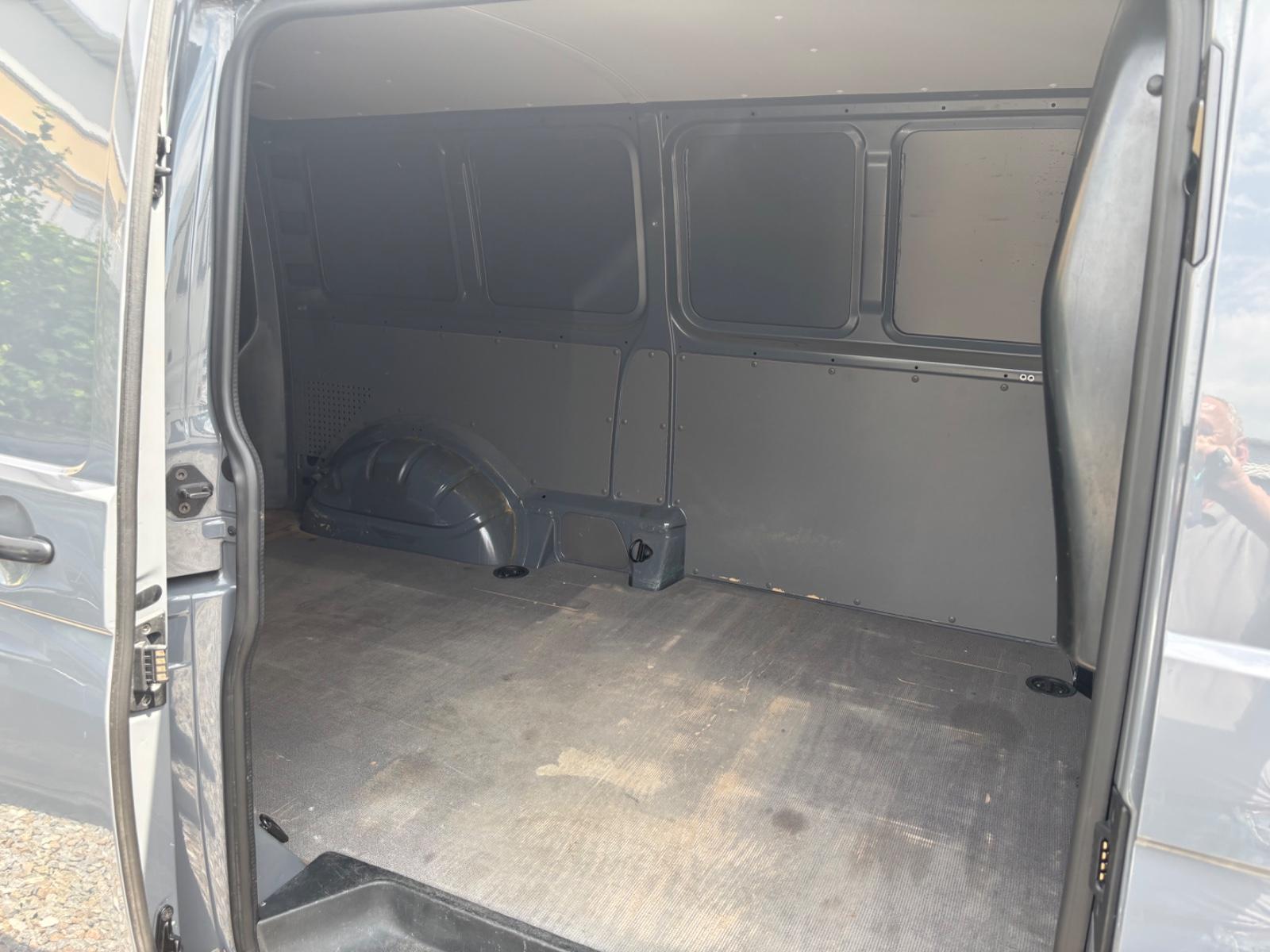 Volkswagen T6 Kasten LR 2.0 TDI DSG,Navi,Kamera,AHK,Klima,S