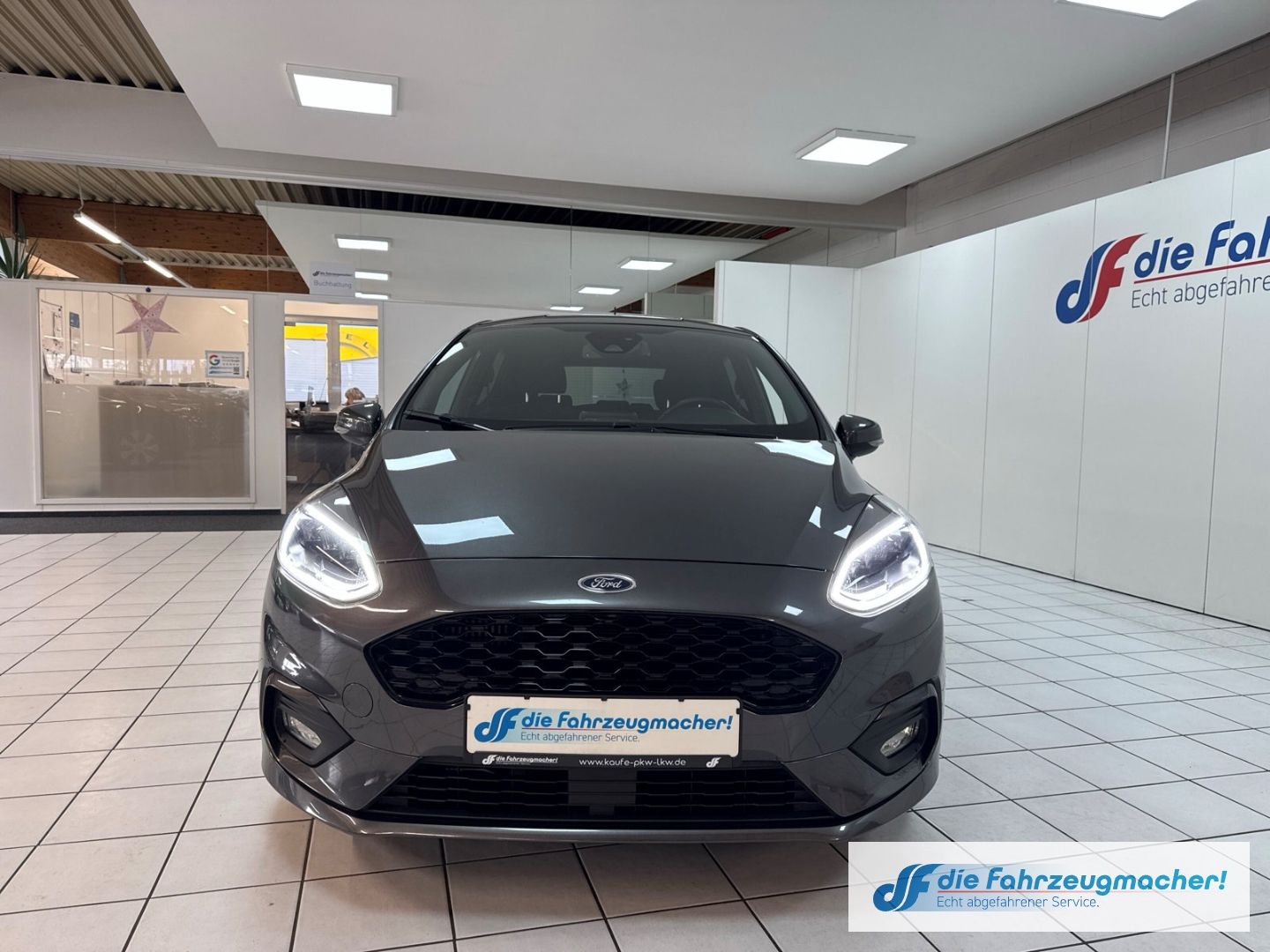 Fahrzeugabbildung Ford Fiesta ST-Line Navi Soundsystem B & O LED Apple