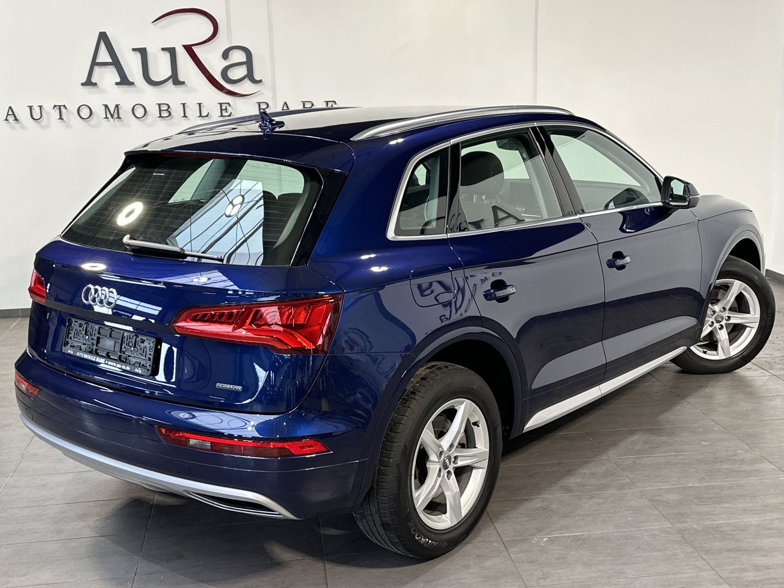 Fahrzeugabbildung Audi Q5 40 TDI Quattro S-Tronic Sport NAV+XEN+18ZO+PP