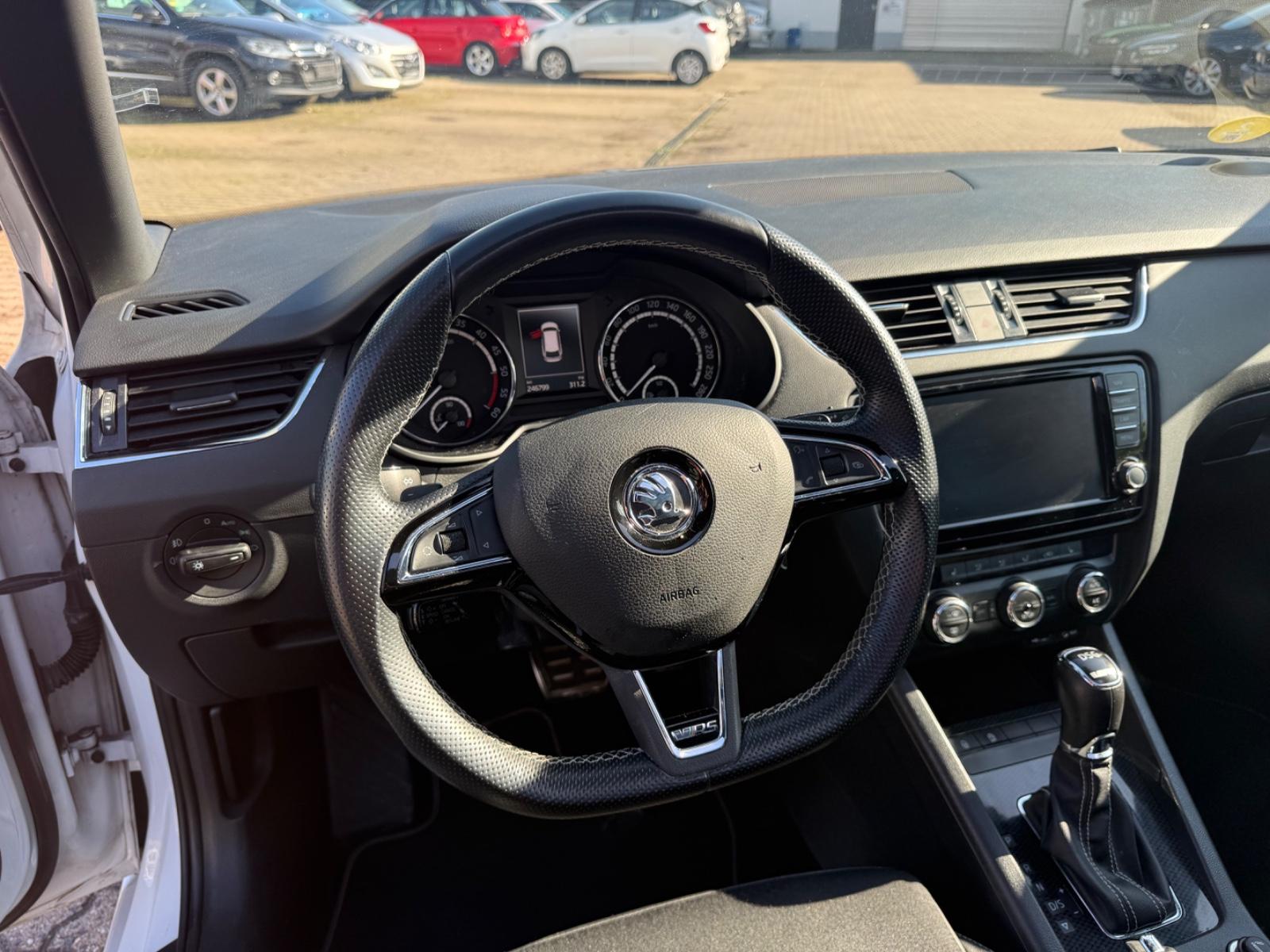 Skoda Octavia 2015 — photo 19
