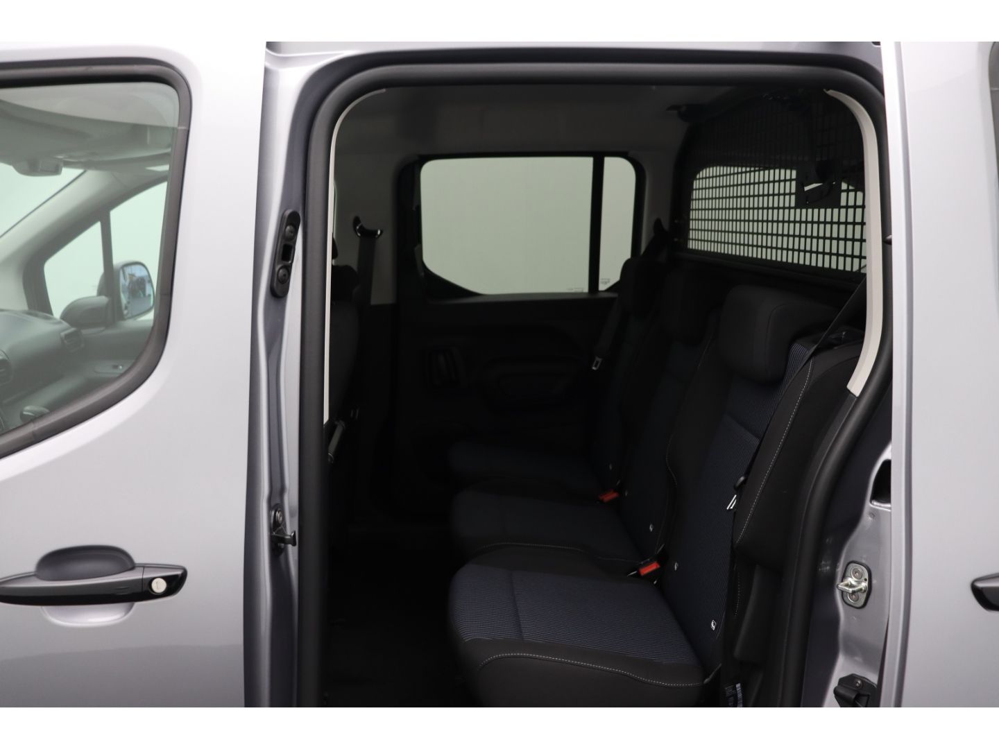 Fahrzeugabbildung Fiat Doblo L2 1.5 96 kW Dobln series 4 Kombi XL Navi