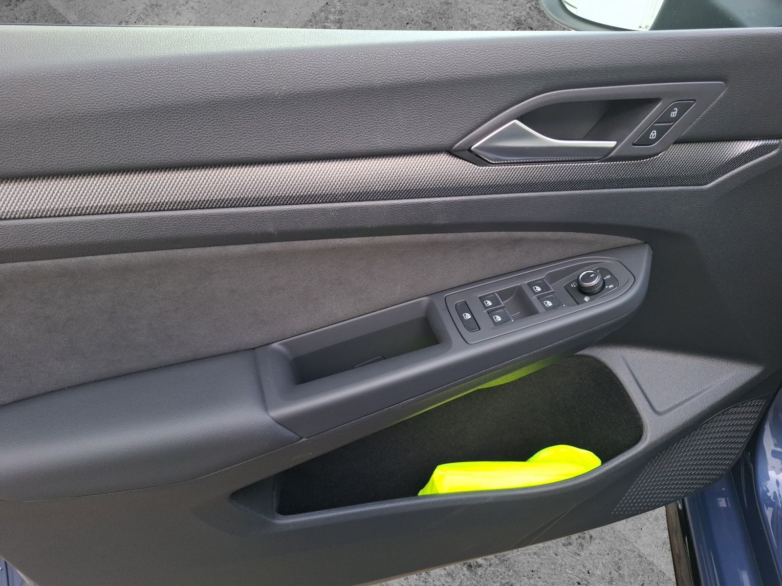 Fahrzeugabbildung Volkswagen Golf VIII GTI Clubsport DSG Matrix Navi AID Pano