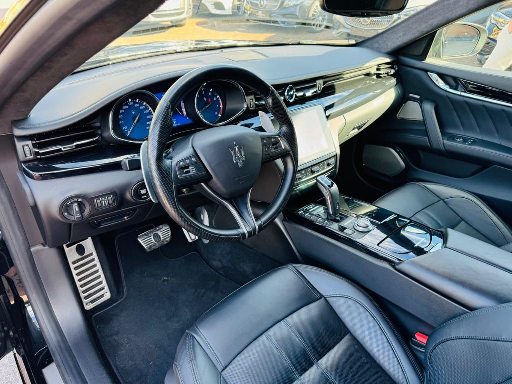 Maserati Quattroporte