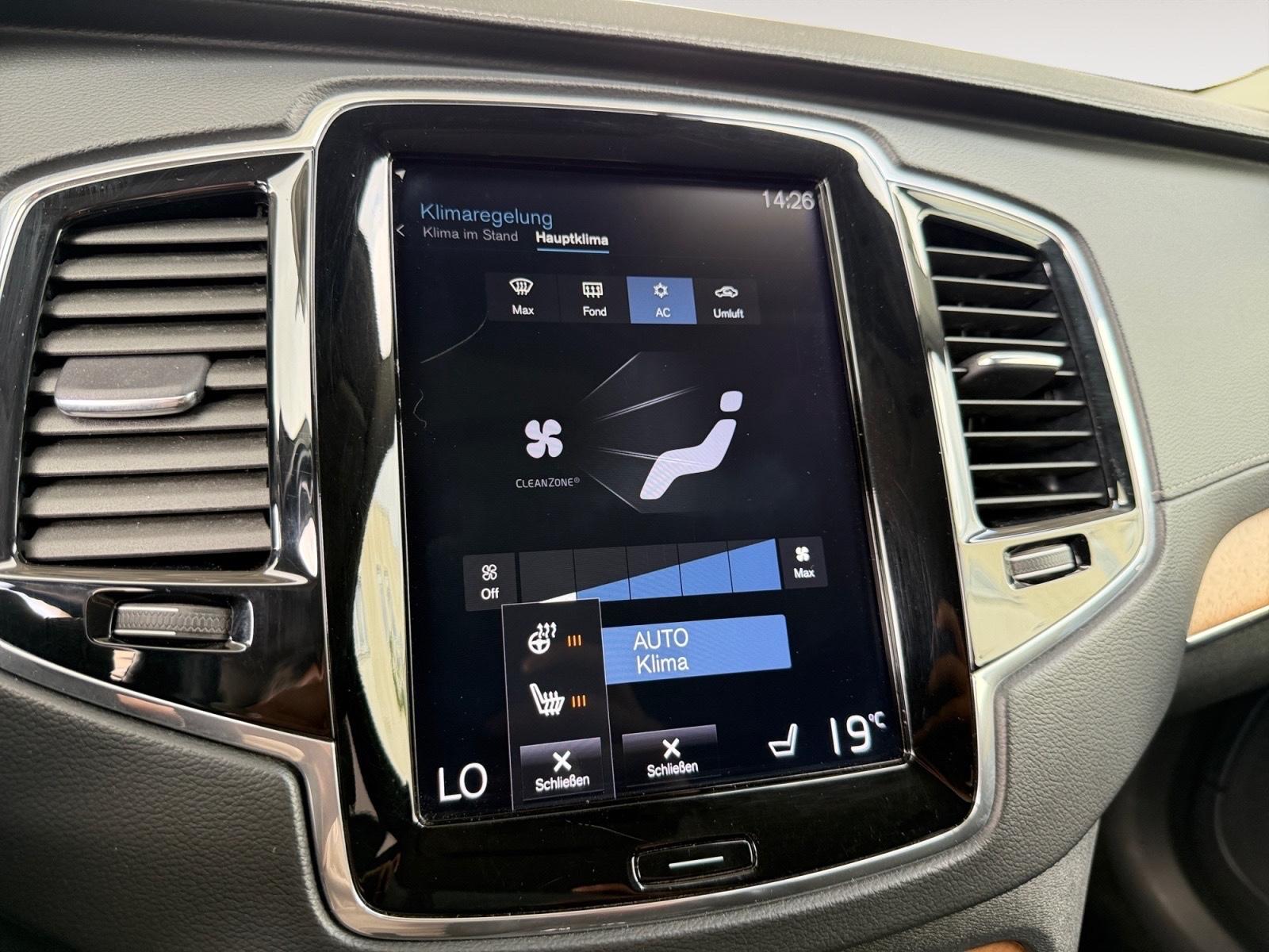 Volvo XC90 2.0 D5 Inscription AWD LEDER KAM LED CARPLA