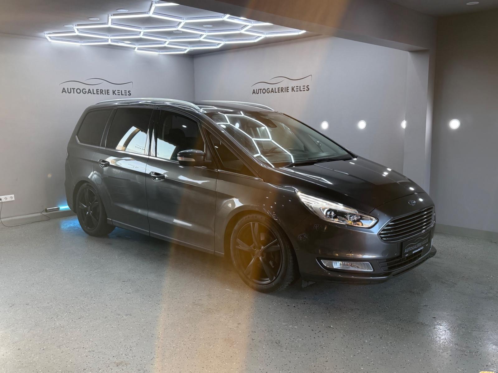 Ford Galaxy Titanium XEN*SPUR*AHK*7-SITZ