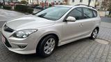 Hyundai i30 Classic - Hyundai i30 aus 2012 mit Diesel-Antrieb: Kombi