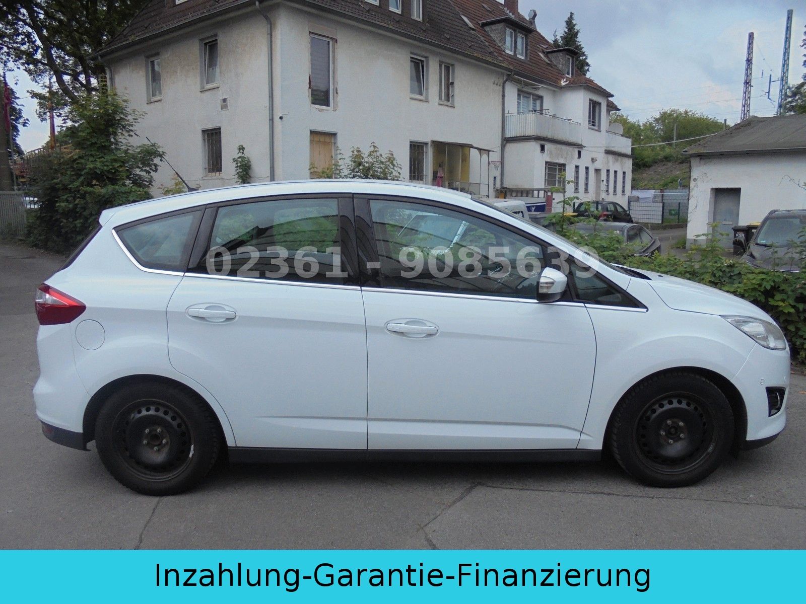 Fahrzeugabbildung Ford C-MAX Titanium/Klima/Navi/Pdc+Kamera/Steuerkette