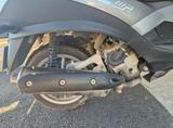 Piaggio Mp3 250 - PIAGGIO MP3 250