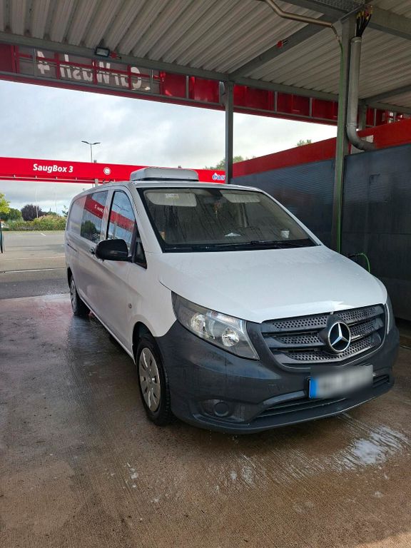 Image of Mercedes-Benz Vito