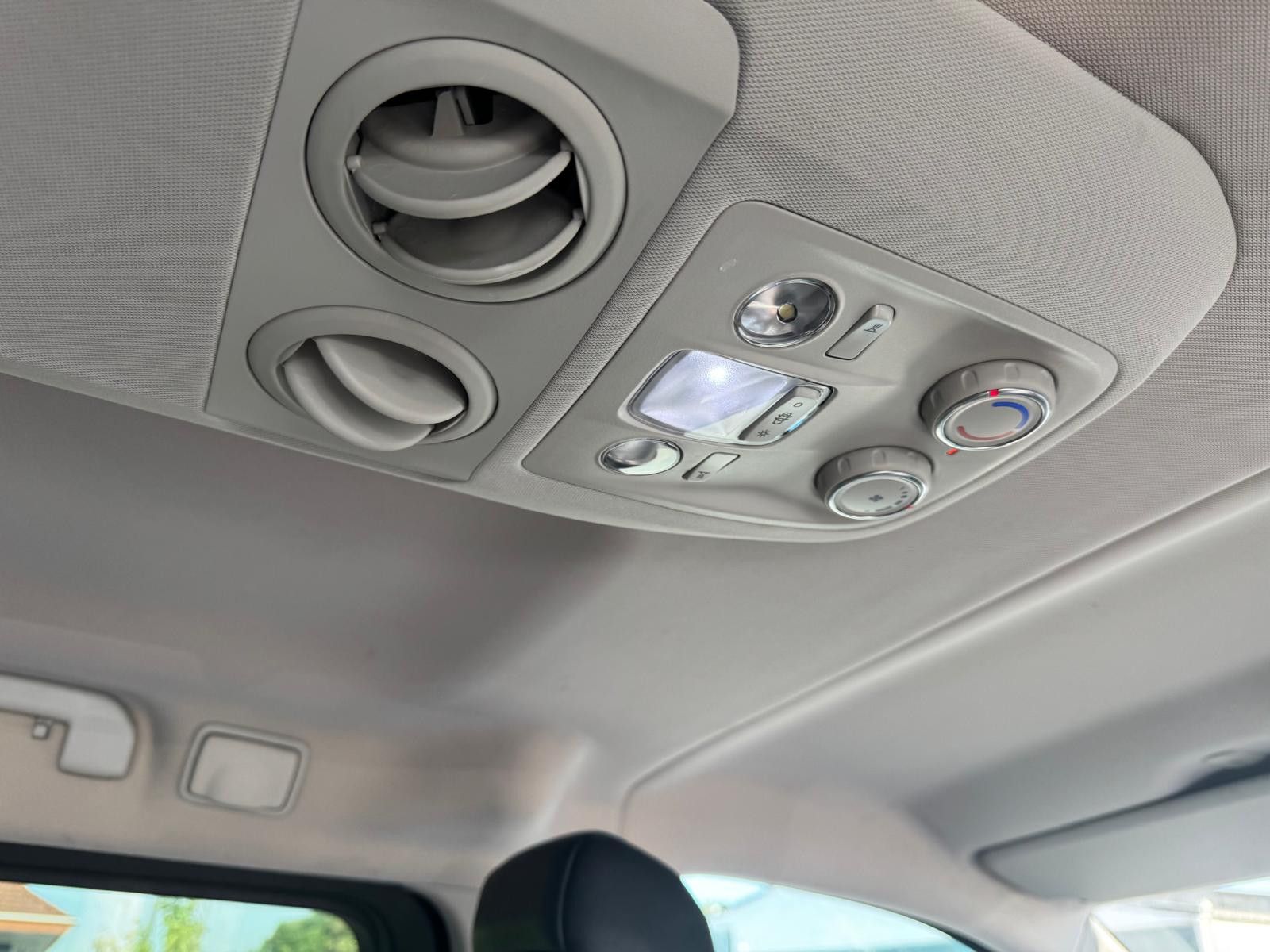 Fahrzeugabbildung Peugeot TravellerBusiness/ 1.HAND/SCHECKHEFT/ZAHNRIEMEN