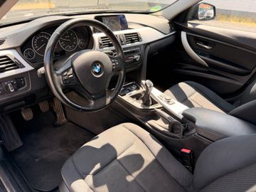 BMW 320 - 4