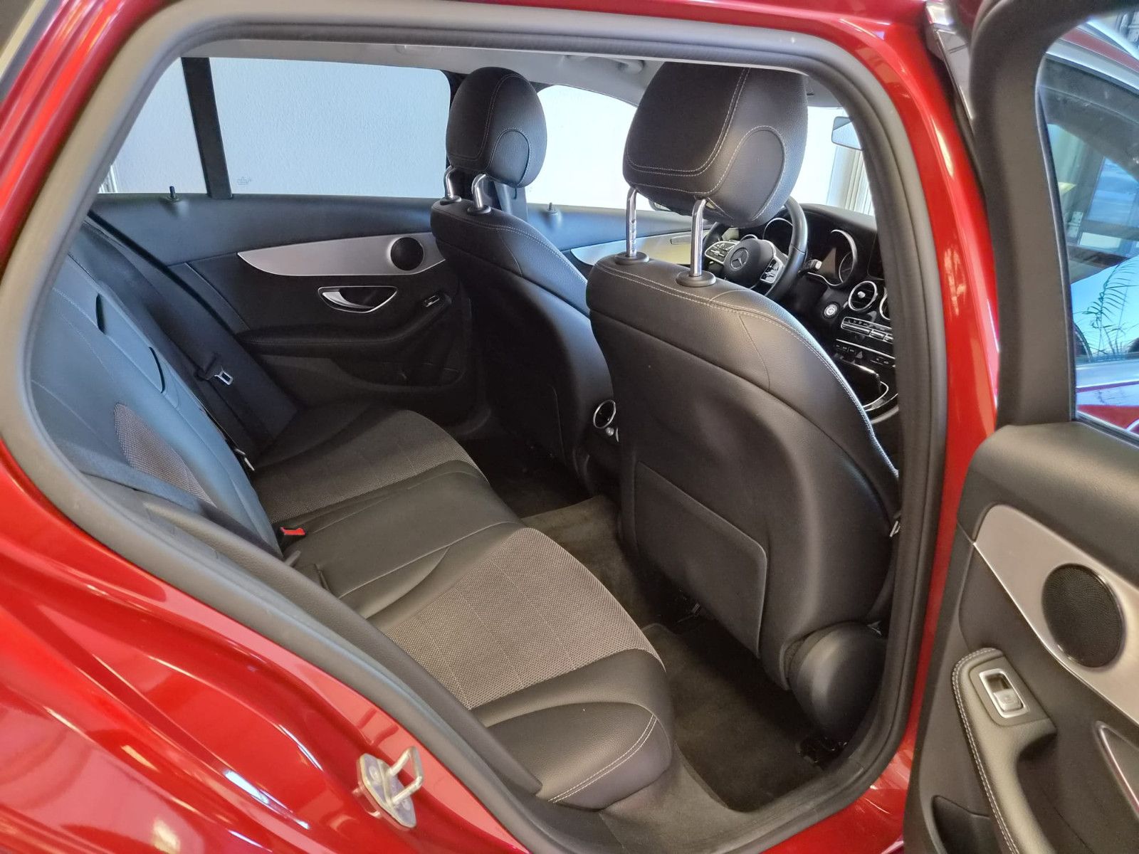 Fahrzeugabbildung Mercedes-Benz C 180 T-Modell CGI / LED / Kamera / GARANTIE