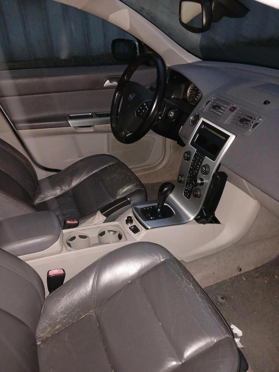 Volvo V50 2006 — photo 13