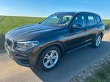 BMW X3 xDrive30e AT - Advantage - BMW X3 ADVANTAGE mit Hybrid-Antrieb (Benzin/Elektro)