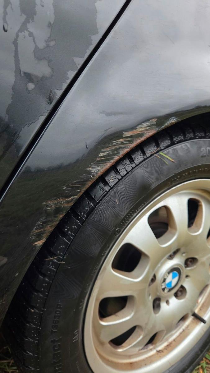 BMW 320 2005 — photo 12