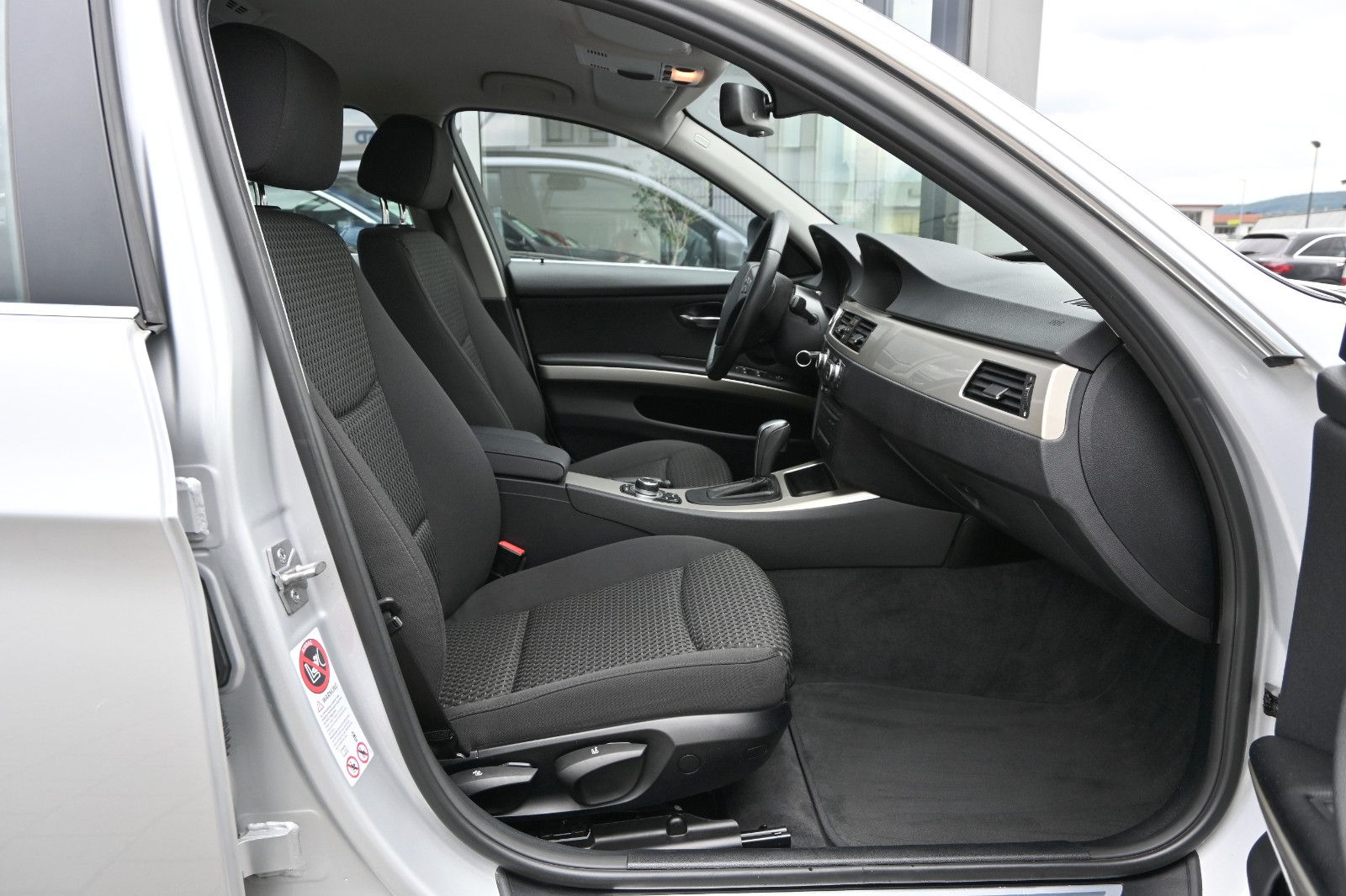 Fahrzeugabbildung BMW 320d Touring Aut. Ed.Lifestyle °AHK°STANDHEIZUNG