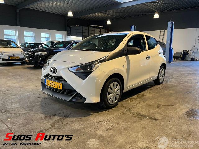 Toyota Aygo 1.0 VVT-i x-fun 74.000 KM!