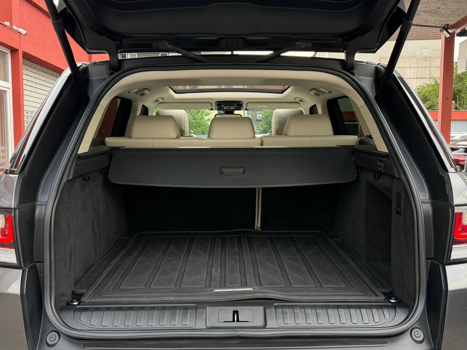 Land Rover Range Rover Sport HSE Dynamic*PANO*KEYLESS*R-KAM