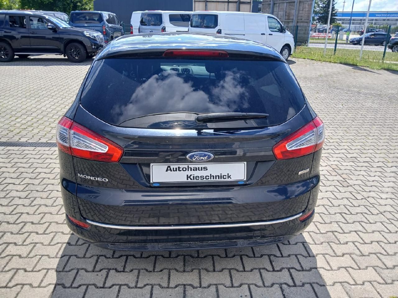 Fahrzeugabbildung Ford Mondeo Turnier Titanium