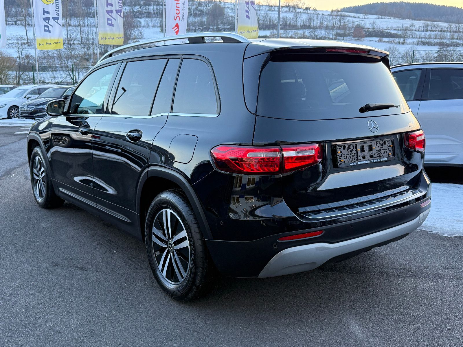 Fahrzeugabbildung Mercedes-Benz GLB 220d 4Matic Aut AHK DAB Navi Memory SHZ PDC