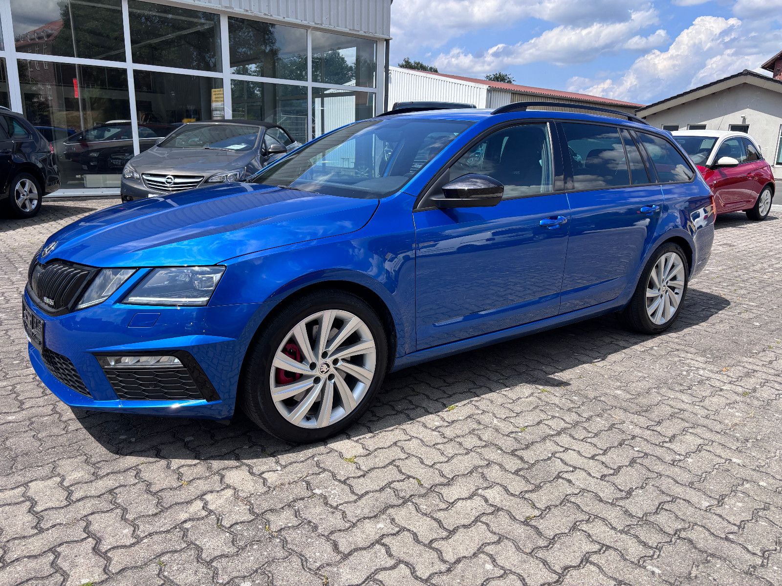 Skoda RS Challenge 230 PS | LED | Navi | KESSY foto 16