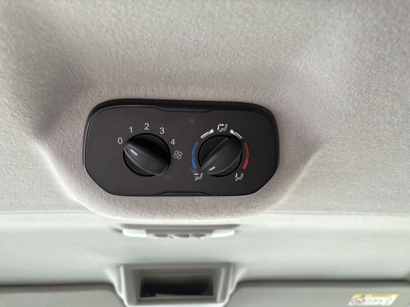 Fahrzeugabbildung Ford Tourneo Custom 310 L2 Trend-8Si-NAVI-KAMERA-AHK-