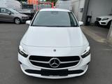 Mercedes-Benz B 180 Autom*LED*NAVI*AHK*CAM*CarPlay*1.HAND* - Mercedes-Benz B 180 in Nürnberg