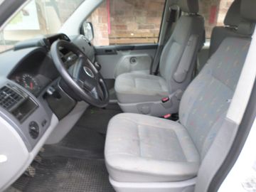 Volkswagen T5 Transporter - 11