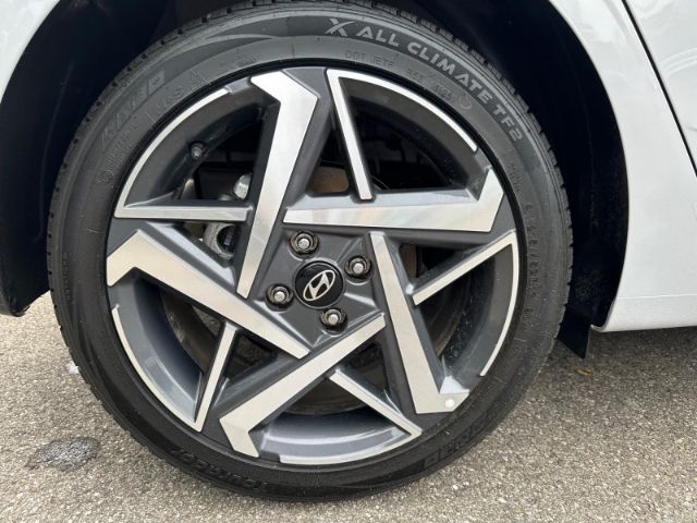 Fahrzeugabbildung Hyundai i20 FL (MY25) 1.0 T-GDI (100 PS) Prime Navi Digi