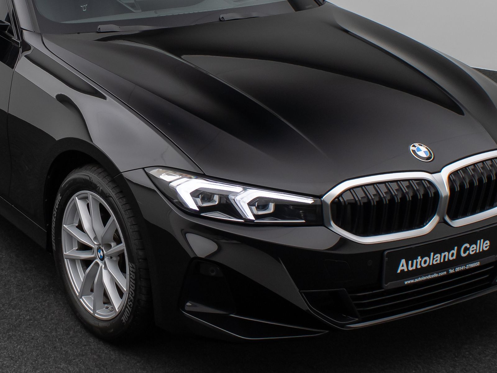 Fahrzeugabbildung BMW 318i HUD DAB CockPitPro PDC Geschwindigkeitsreg