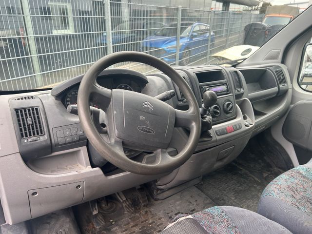 Fahrzeugabbildung Citroën Jumper 35 L3H2 HDi 120 1.Hd! Motorschaden