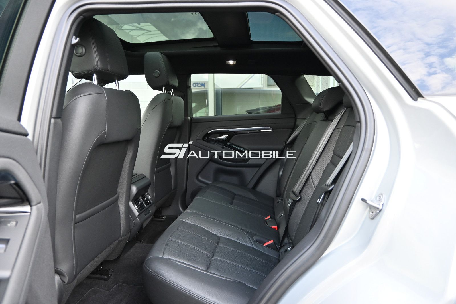 Fahrzeugabbildung Land Rover Range Rover Evoque D165 Nolita Edition °AHK°STHZ