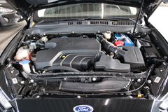Fahrzeugabbildung Ford Mondeo 2,0 TDCi Turnier Automatik ST-LINE + AHK