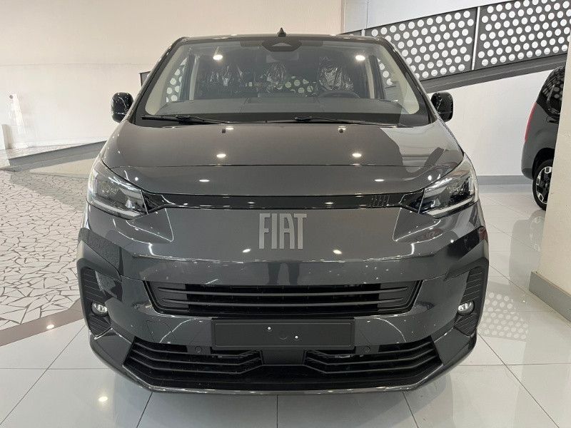 Fiat FIAT Ulysse 2.2 Multijet 180 CV S&S AT8 L3 Combi imagem 2
