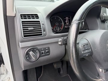 Volkswagen Touran - 6