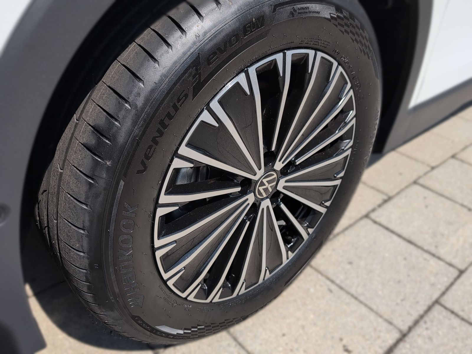 Volkswagen Tiguan - Bild 7