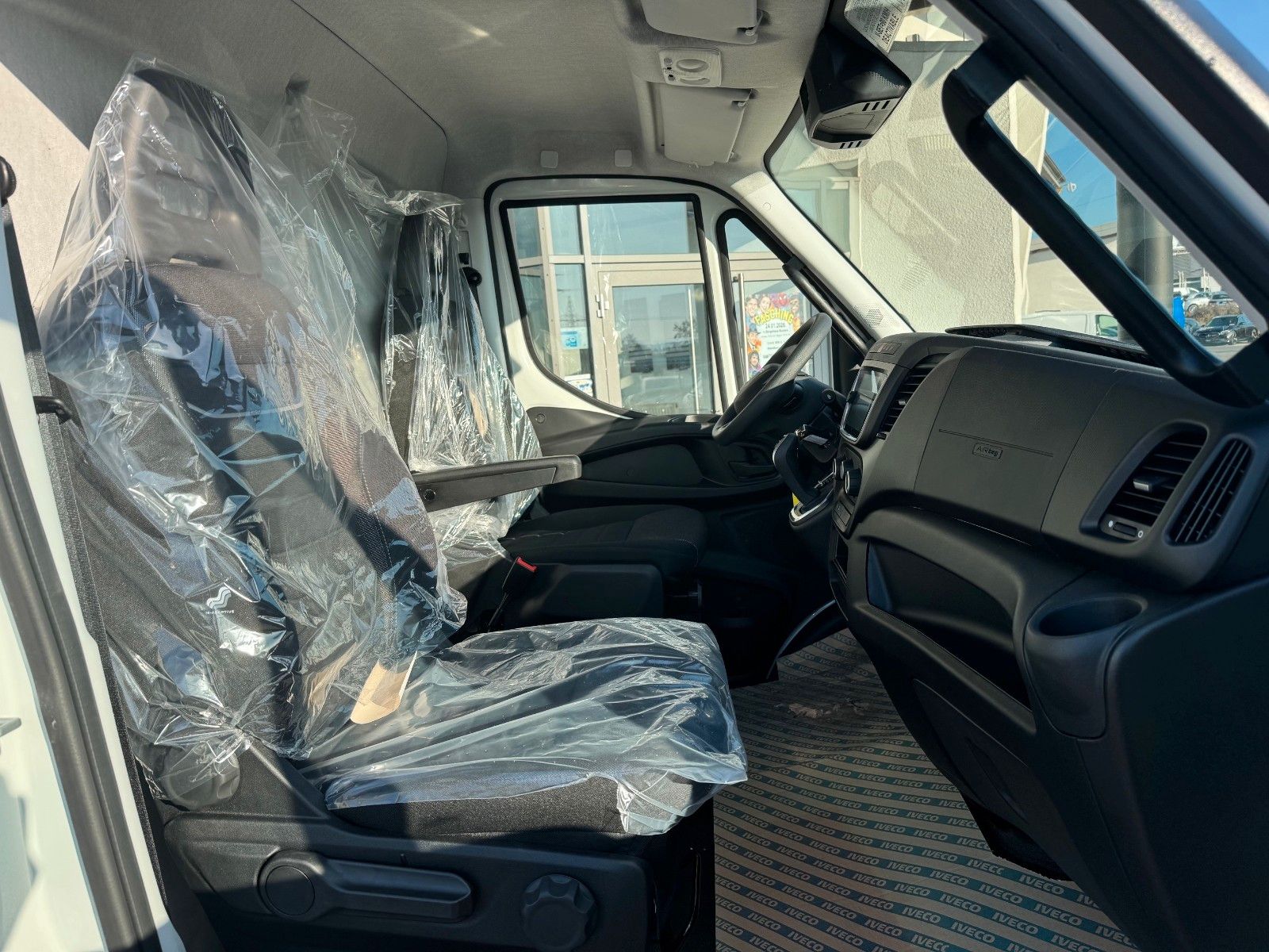 Fahrzeugabbildung Iveco Daily 35S14 A8*R3.450mm*Automatik*Kamera*2Sitze*