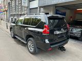 Toyota Land Cruiser 2.8 D-4D Executive Automatik - Toyota Land Cruiser: Geländewagen