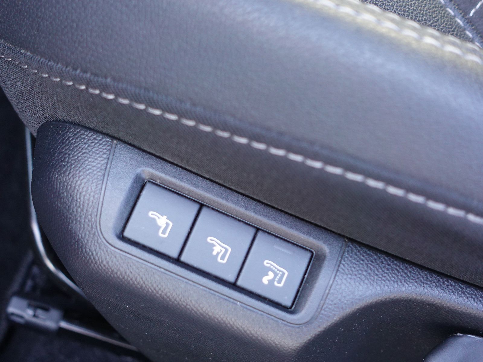 Fahrzeugabbildung Opel Mokka Ultimate 1.2T AUTOMATIK,Navi,Kamera,Sitzhz