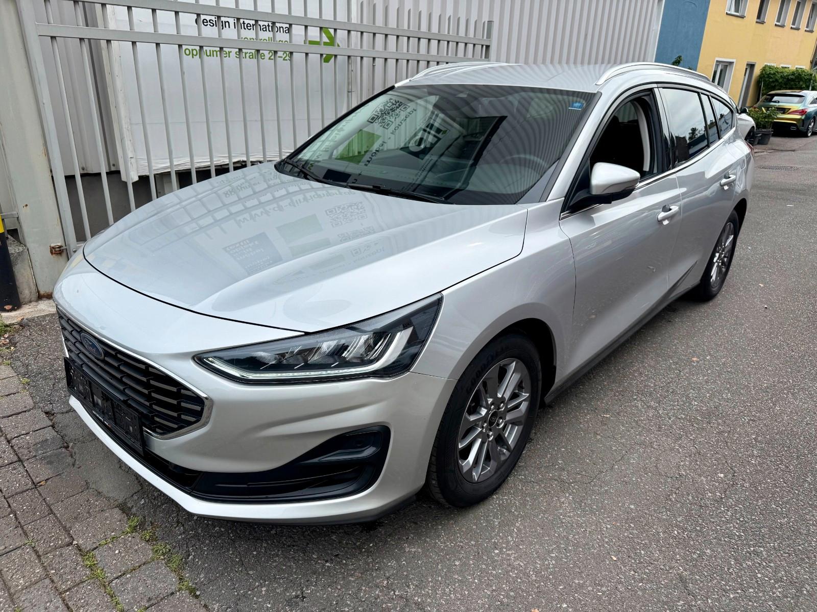 Ford Focus Turnier Titanium Automatik 1.Hand