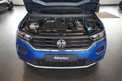 VW T-Roc 2.0 TDI Active | Navi | App | ACC | AHK VW T-Roc 2.0 TDI Active | Navi | App | ACC | AHK