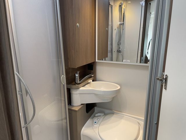 Carado T 135 PRO+ SAT TV SAFETY + DIGITAL Paket