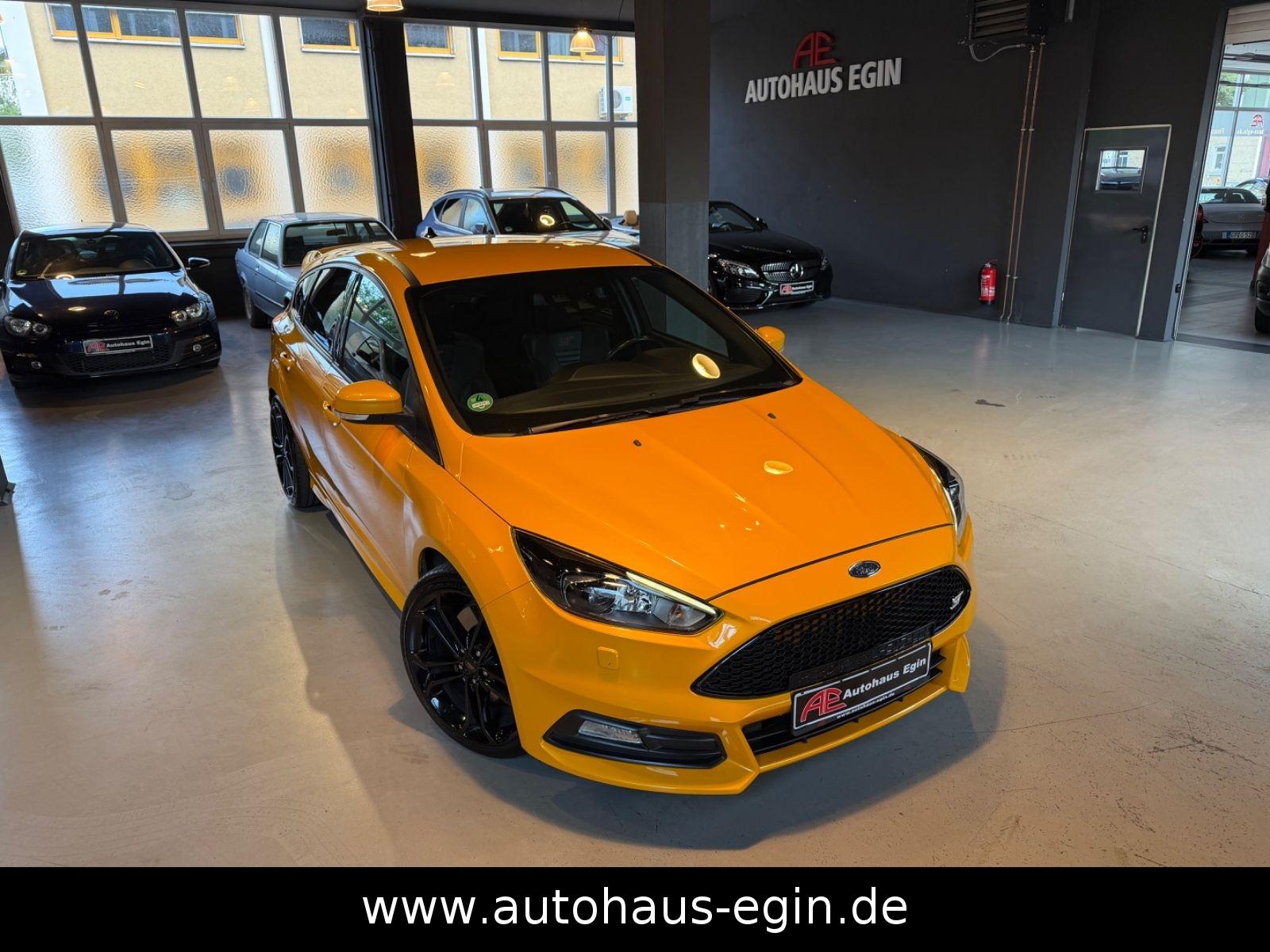 Ford Focus Lim. ST NAVI KAMERA LEDER Garantie