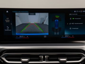 Fahrzeugabbildung BMW 330e Tour M Sport Komfortzugang Kamera 18"M LMR